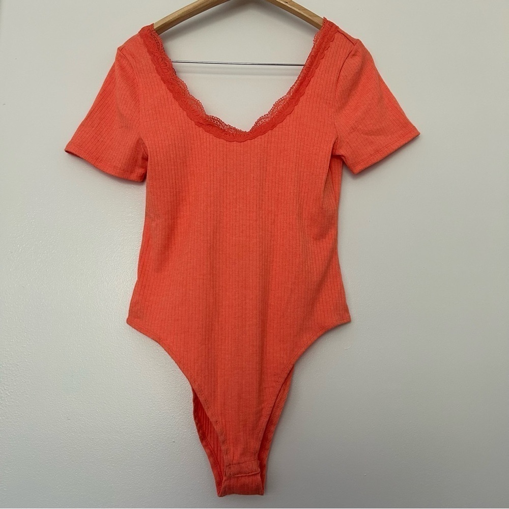 Honey & Sparkle ribbed bodysuit L NWT